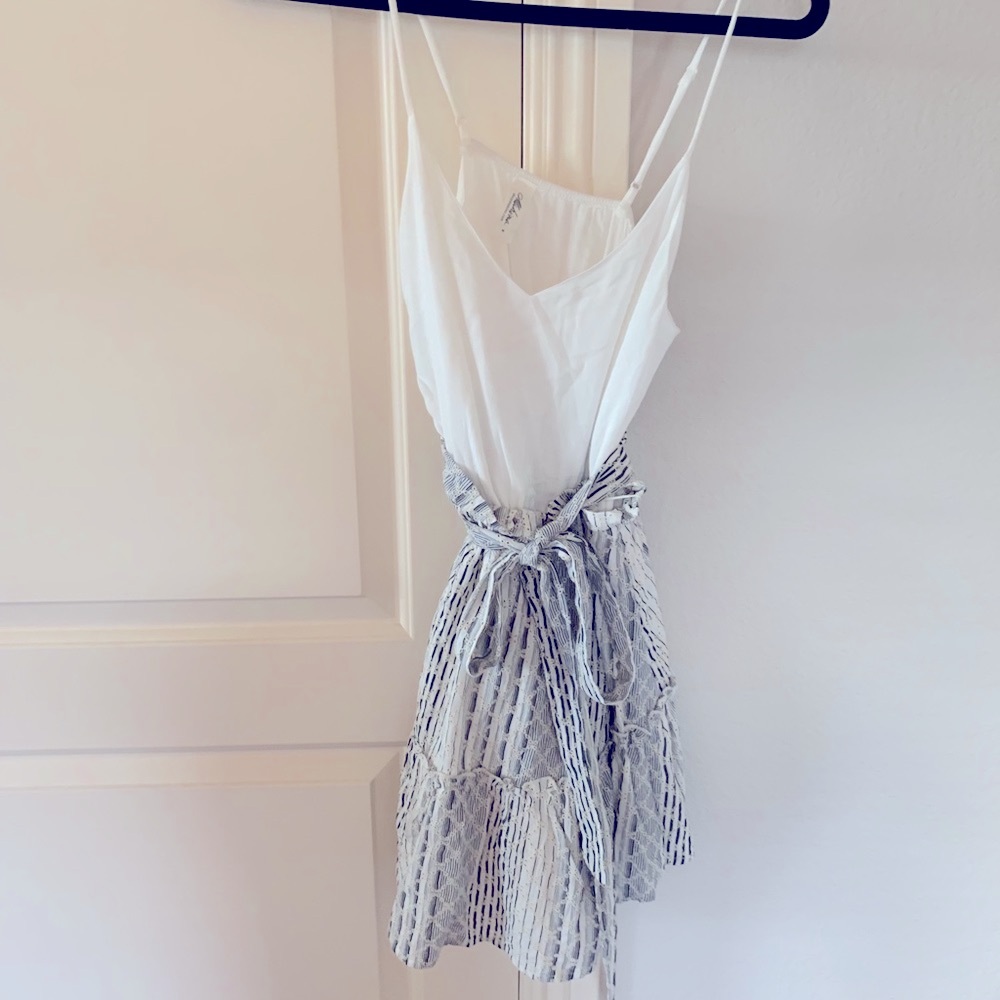 Marina grey and white dress. New!